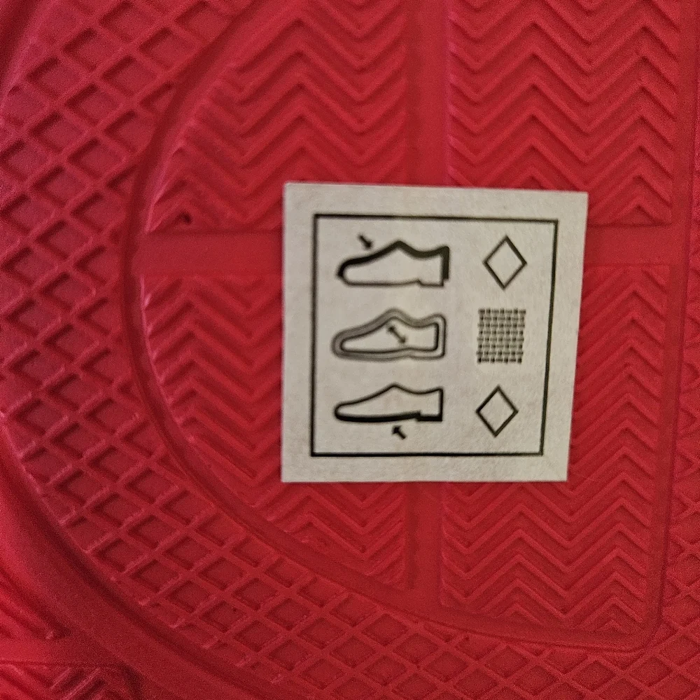 Champion Youth IPO Warped Slides, NWT Size 6